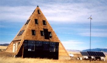 Whitney Lake's pyramid house in Montana. Built by Wickiup Builders with panels by Big Sky Insulation.