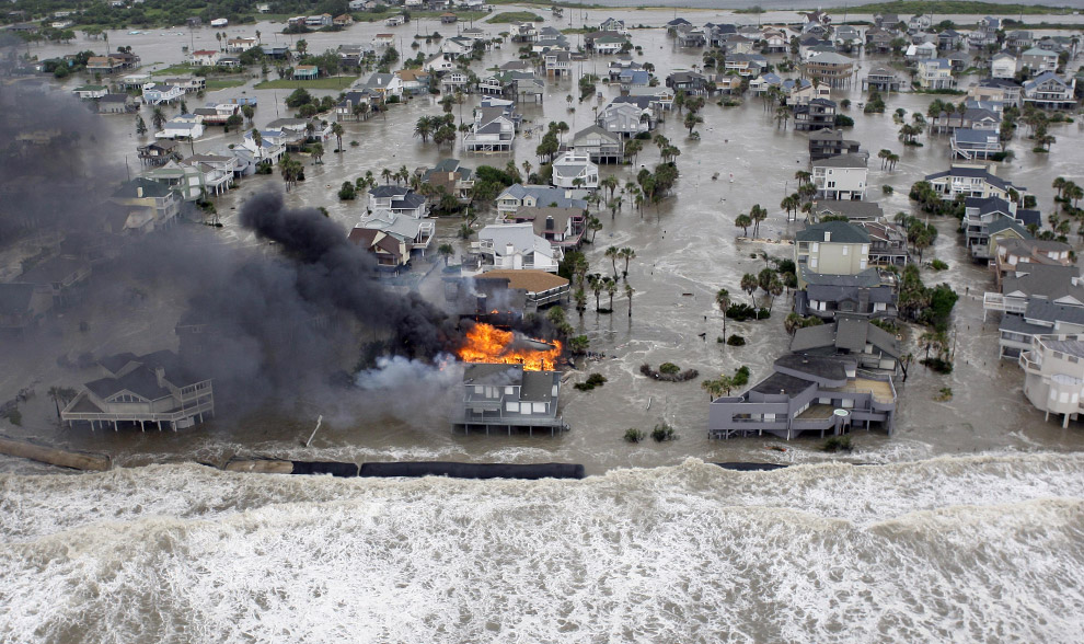 Galveston Island, TX underwater 2 days before its Sept.14, 2008 landfall. AP Photo by David Phillip